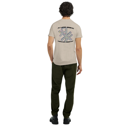 a666d188-e306-463f-83f6-3e8159989c45